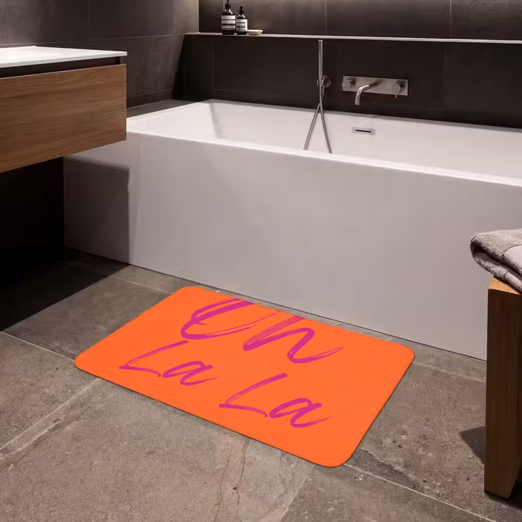 Oh la la - Oranje - Roze - Grafisch Badmat middel -sfeer3