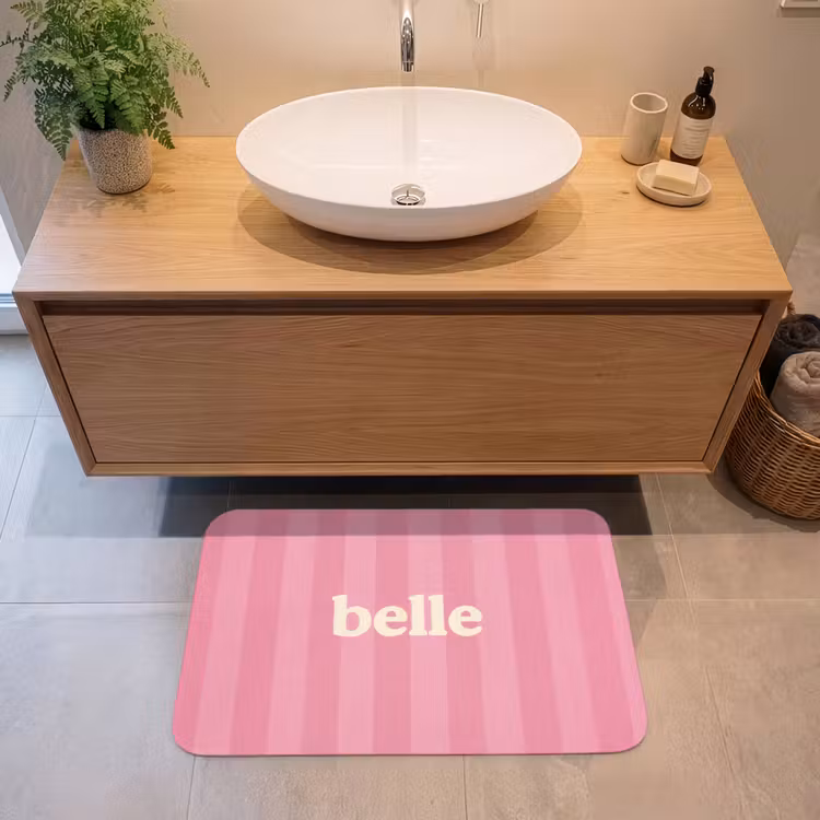 Roze - Gestreept - Belle Badmat middel -sfeer1