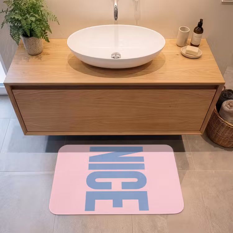 Nice - Paars - Roze Badmat middel -sfeer1