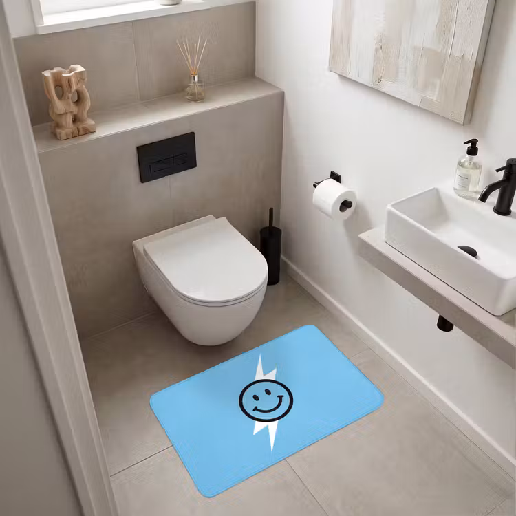 Smiley - Blauw - Bliksem Badmat middel -sfeer4