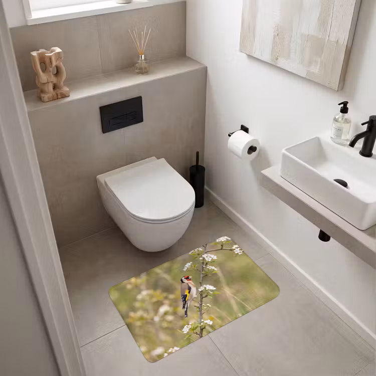 Putter - Bloesem - Lente - Natuur - Kleurrijk Badmat middel -sfeer4