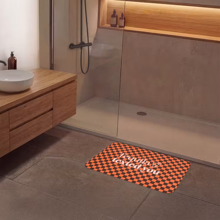 Tequila texted you - Glas - Vierkanten - Oranje Badmat middel -sfeer2