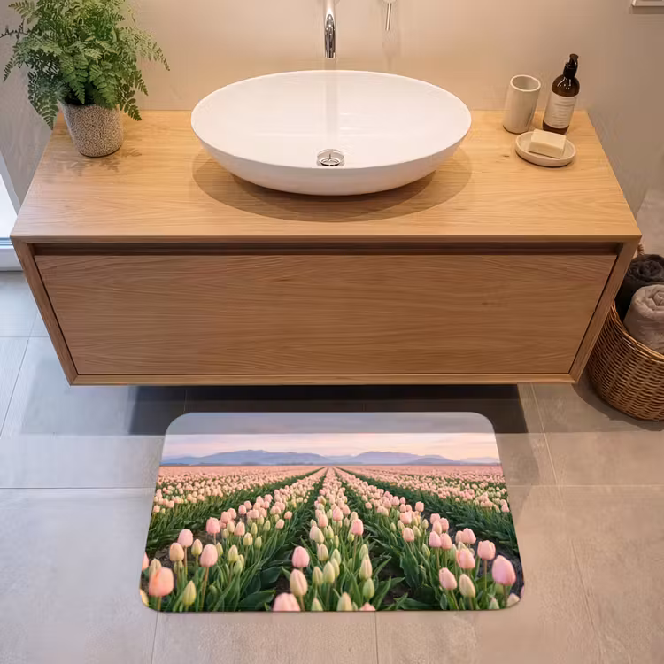 Tulpen - Landschap - Roze Badmat middel -sfeer1