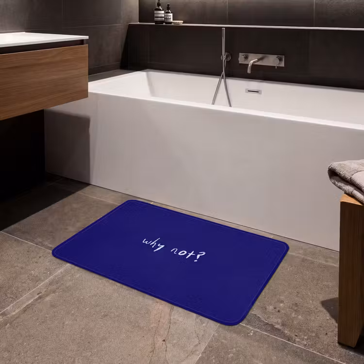 Why not - Blauw - Handgeschreven Badmat middel -sfeer3