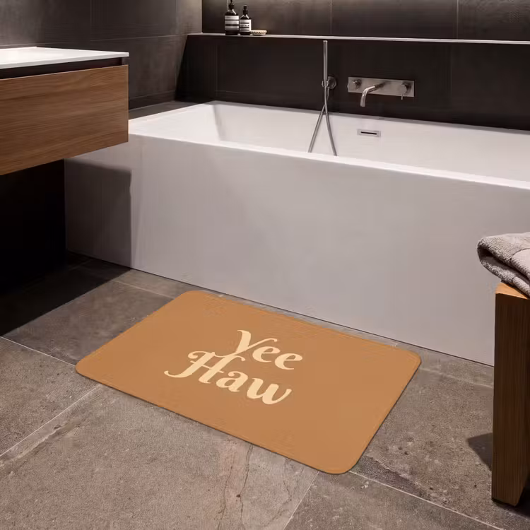 Yee haw - Bruin - Minimalistisch Badmat middel -sfeer3