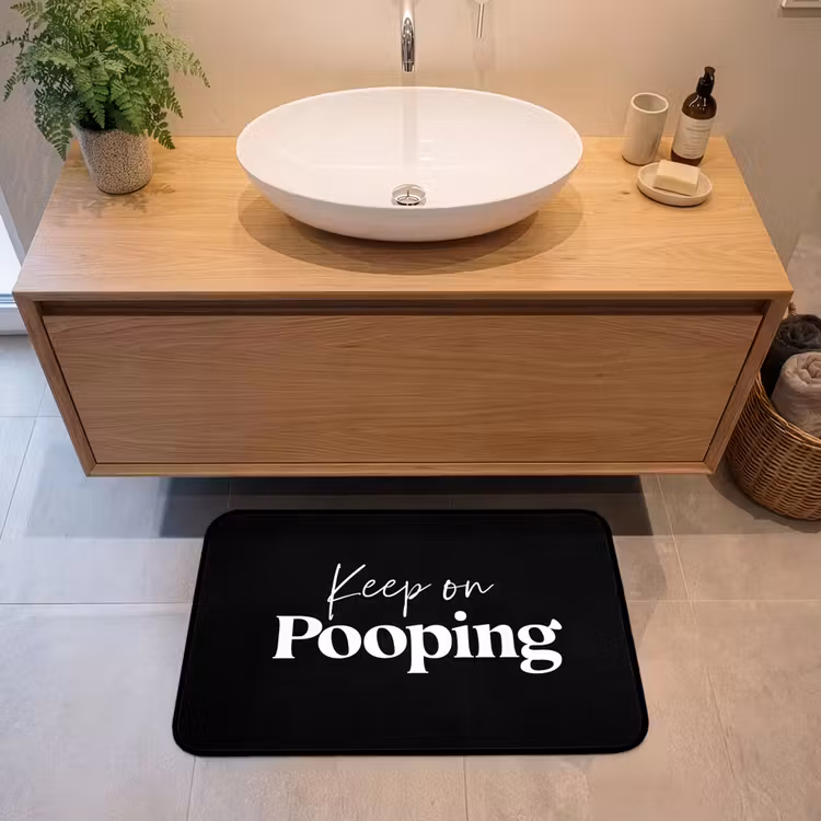Quote - Keep on pooping - Zwart - Spreuken Badmat middel -sfeer1