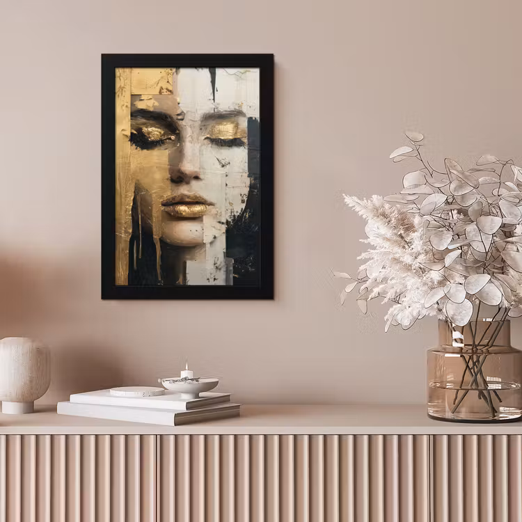 Abstract - Goud - Gezicht - Lippen fotolijst zwart zonder passe partout klein -sfeer5
