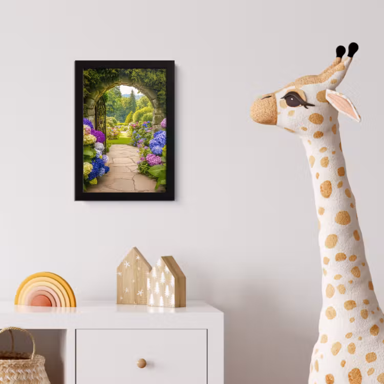 Doorkijk - Poort - Hortensia - Bloementuin fotolijst zwart zonder passe partout klein -usfeer4_kinderkamer