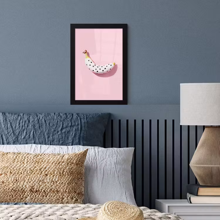 Banaan - Stippen - roze fotolijst zwart zonder passe partout klein -sfeer3