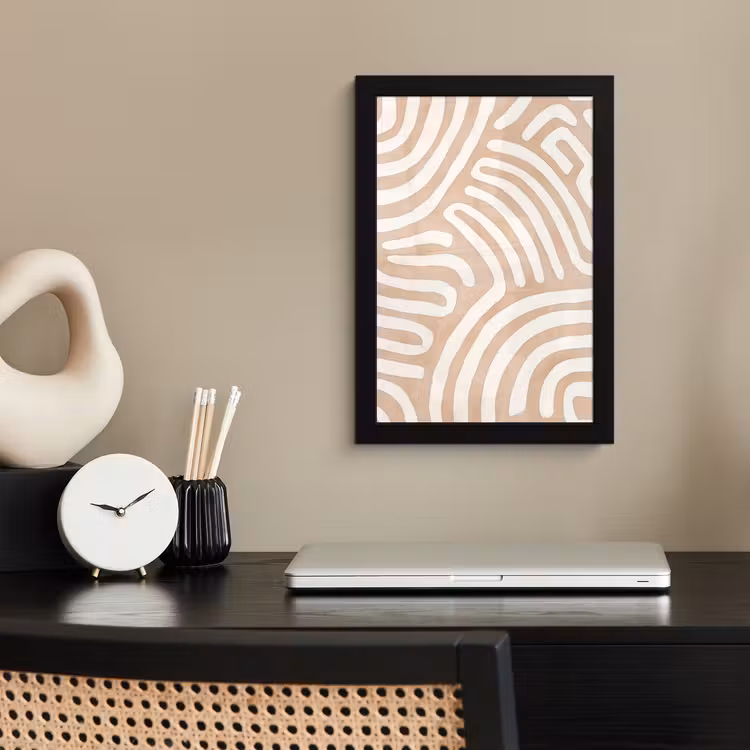 Beige - Aardspatroon fotolijst zwart zonder passe partout klein -sfeer1