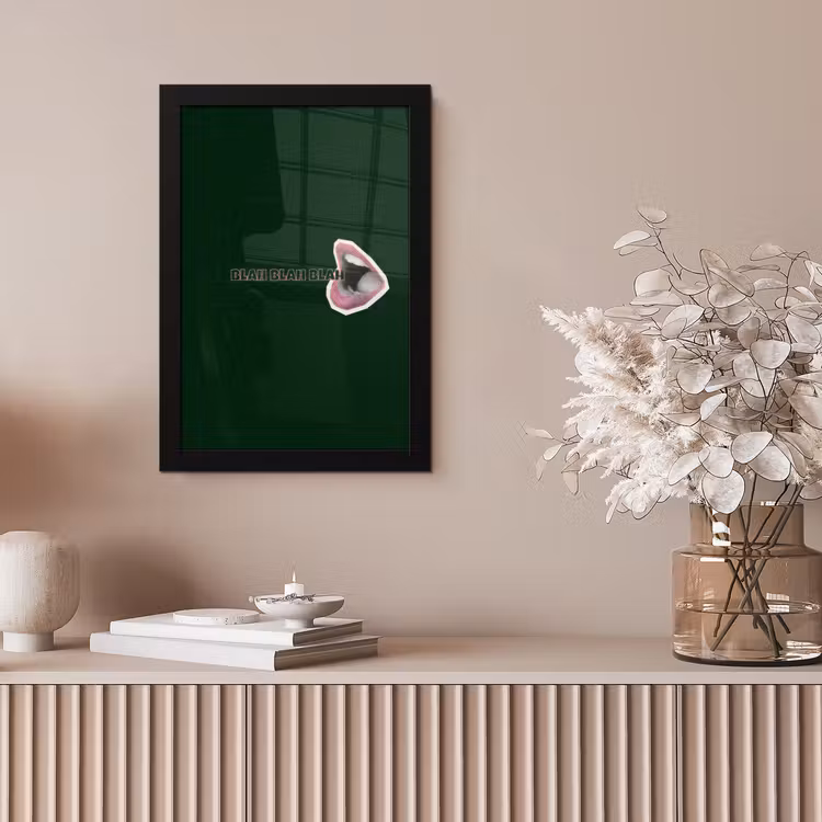 BLAH BLAH BLAH - Mond - Groen fotolijst zwart zonder passe partout klein -sfeer5