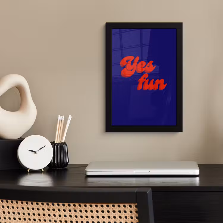 Blauw - Rood - Yes fun - 3D fotolijst zwart zonder passe partout klein -sfeer1