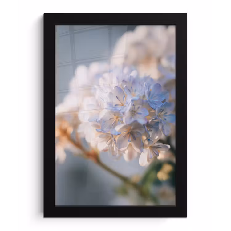 Bloemen - Lichtblauw - Wazig - Trosje fotolijst zwart zonder passe partout klein -3d