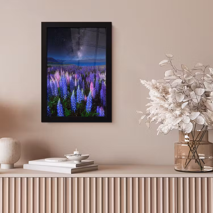 Bloemen - Nacht - Lupine - Sterrenhemel - Paars - Natuur fotolijst zwart zonder passe partout klein -sfeer5
