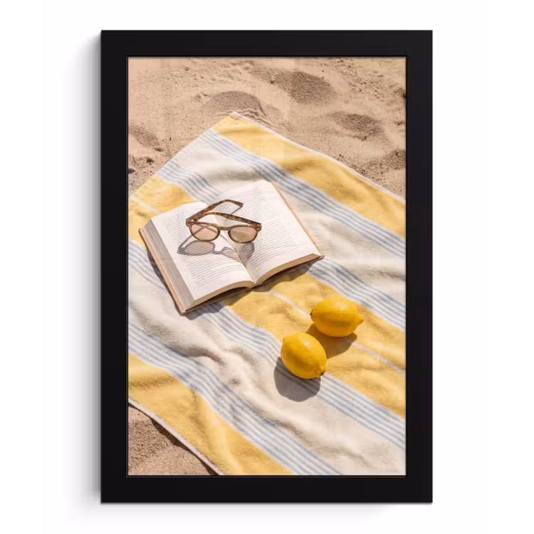 Boek - Zonnebril - Strand - Zomer - Geel fotolijst zwart zonder passe partout klein -3d