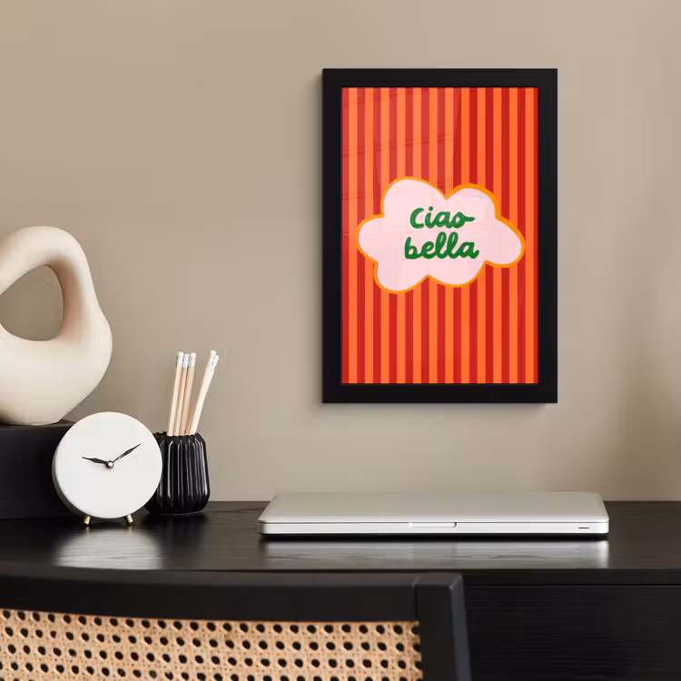 Ciao bella - Tekstwolk - Strepen - Oranje fotolijst zwart zonder passe partout klein -sfeer1
