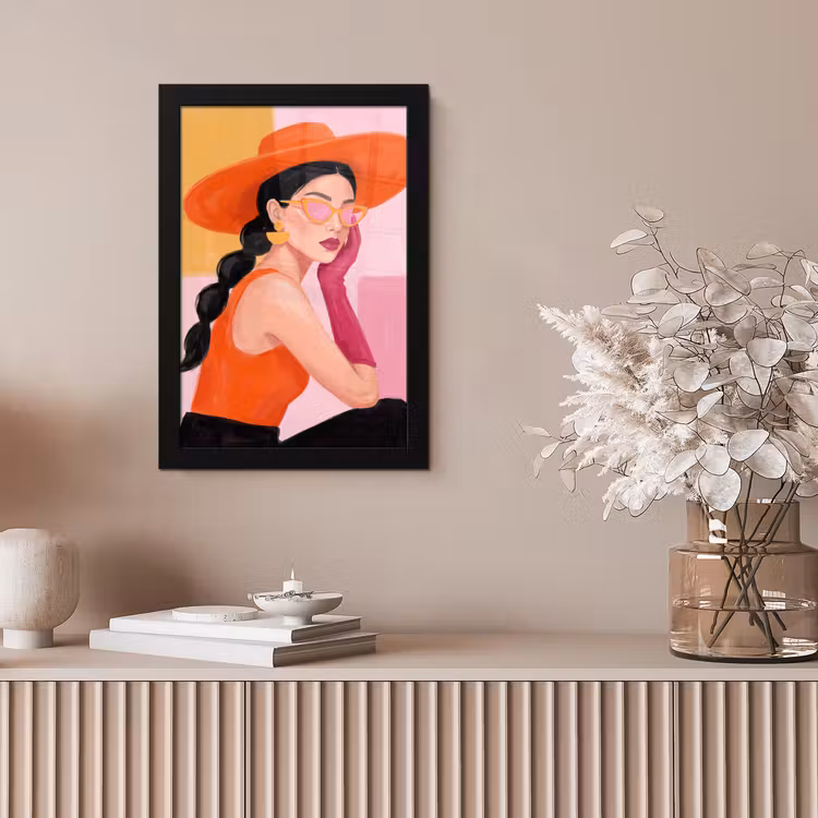 Vrouw - Hoed - Mode - Modern - Oranje fotolijst zwart zonder passe partout klein -sfeer5
