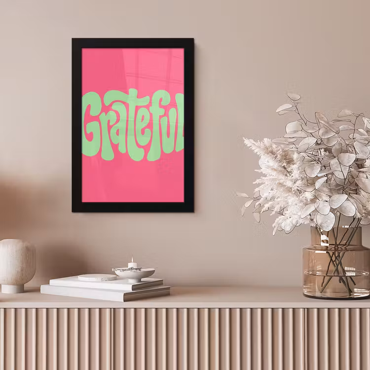 Grateful - Groen - Grafisch - Vloeiend fotolijst zwart zonder passe partout klein -sfeer5