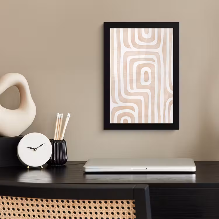 Decoratief - Labyrint - Beige fotolijst zwart zonder passe partout klein -sfeer1