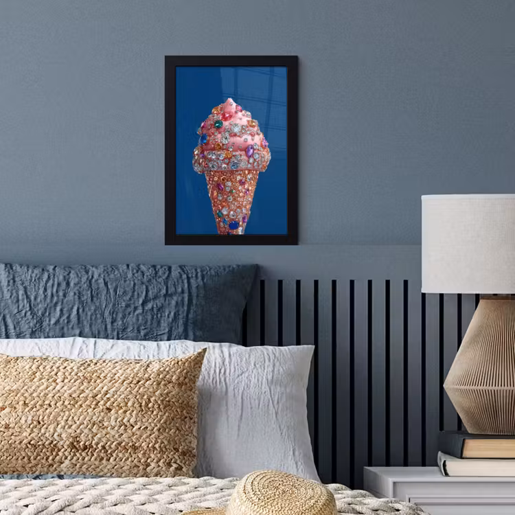 Ijsje - Hoorntje - Steentjes - Blauw fotolijst zwart zonder passe partout klein -sfeer3