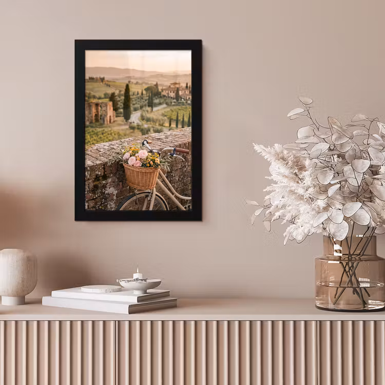 Fiets - Bloemen - Toscane - Landschap - Roze fotolijst zwart zonder passe partout klein -sfeer5