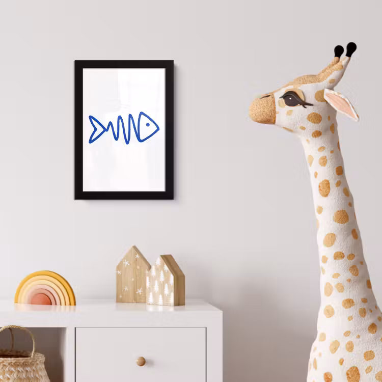 Vis - Minimalistisch - Blauw - Lijn fotolijst zwart zonder passe partout klein -usfeer4_kinderkamer