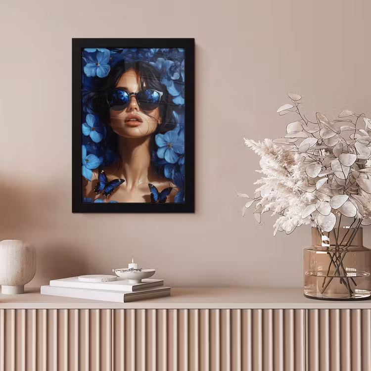 Vrouw - Blauw - Bloemen - Vlinders - Natuur fotolijst zwart zonder passe partout klein -sfeer5
