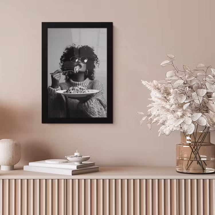 Vrouw - Pasta - Zwart - Wit fotolijst zwart zonder passe partout klein -sfeer5