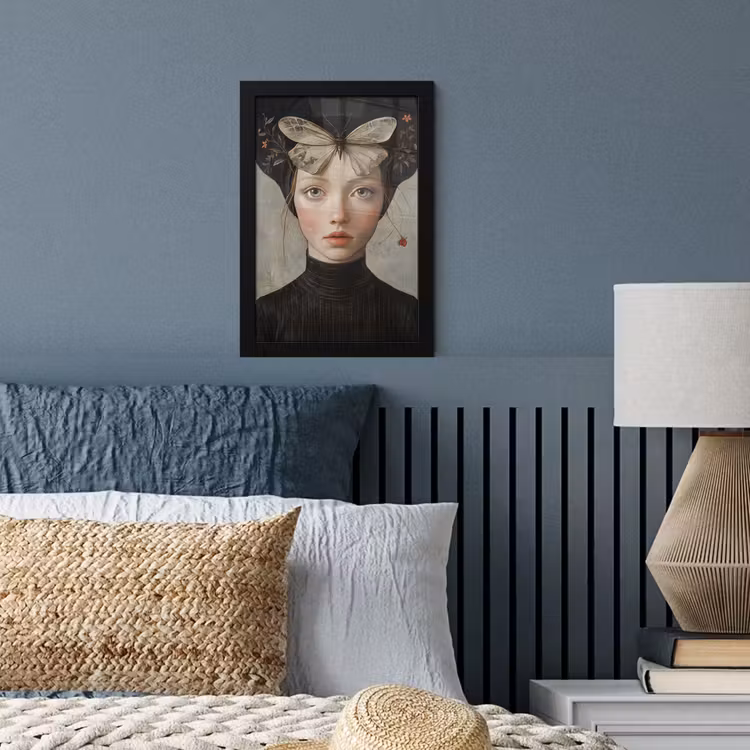 Woman - Butterfly - Art - Classic - Muted fotolijst zwart zonder passe partout klein -sfeer3