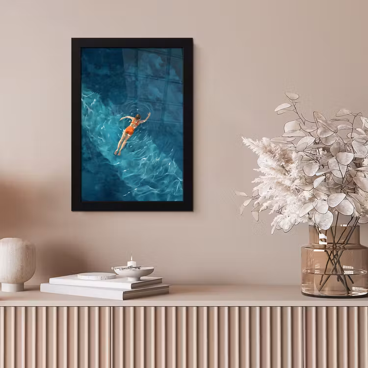 Vrouw - Water - Bikini - Oranje fotolijst zwart zonder passe partout klein -sfeer5