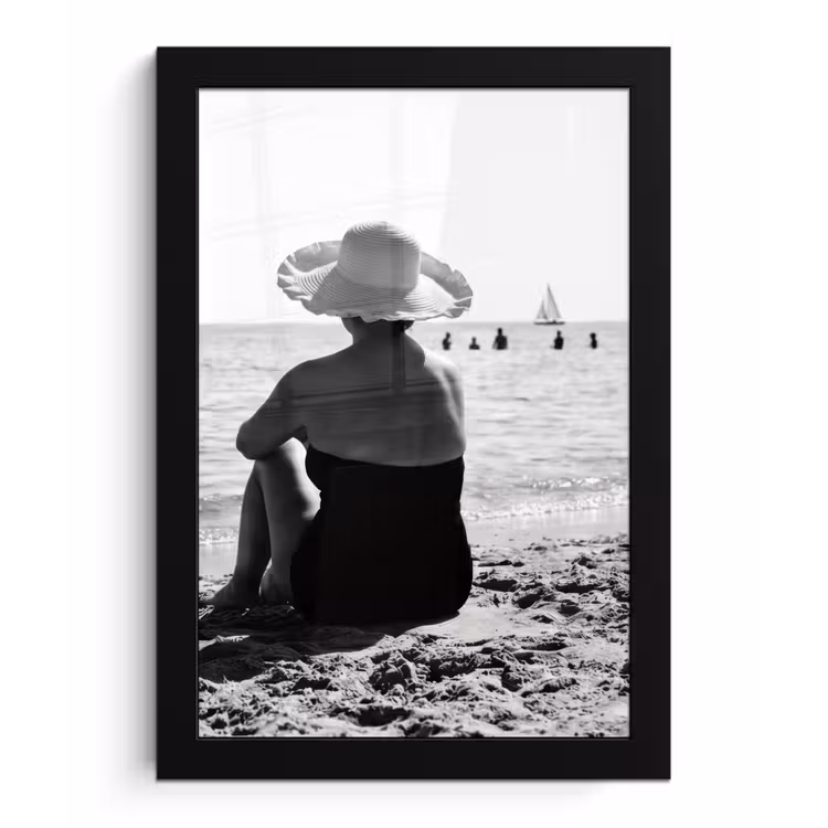 Vrouwen - Zonnehoed - Strand - Zwart - Wit fotolijst zwart zonder passe partout klein -3d