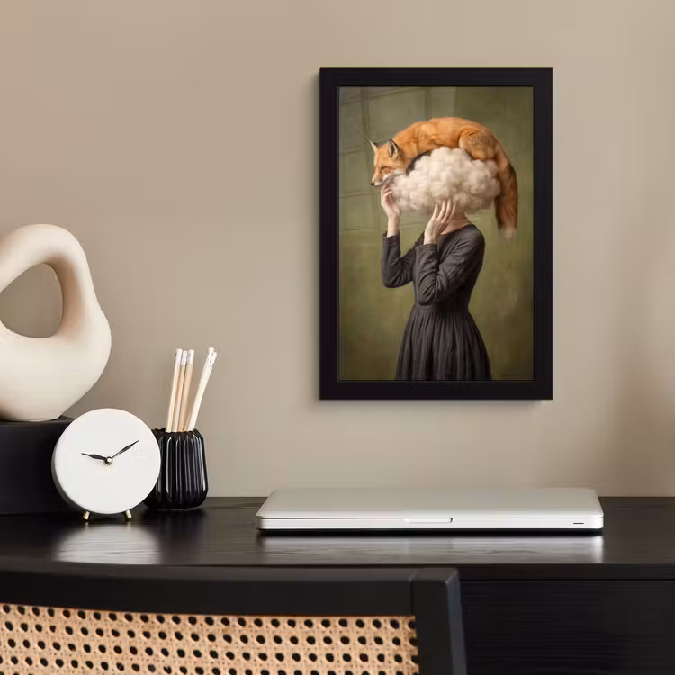 Vos - Surrealistisch - Groen fotolijst zwart zonder passe partout klein -sfeer1