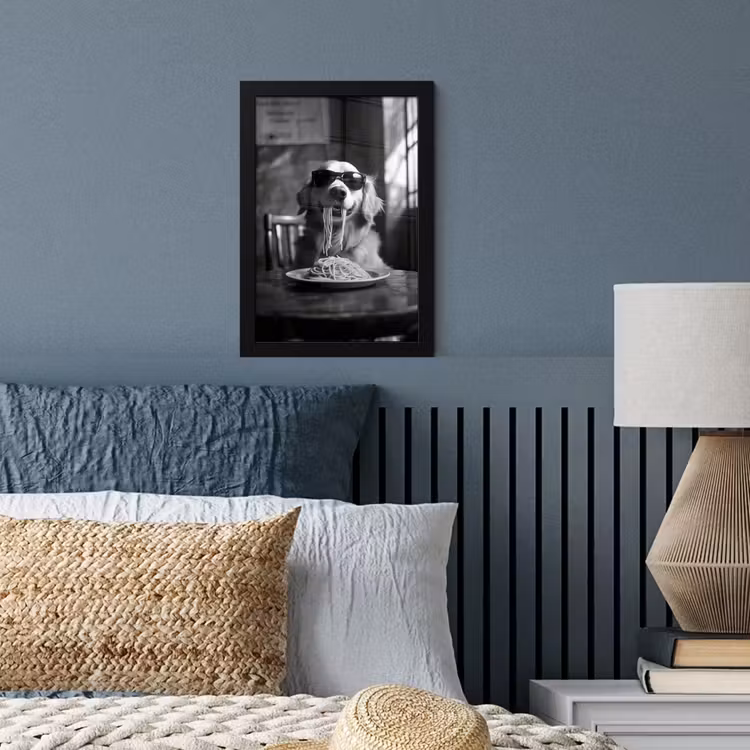 Golden Retriever - Hond - Vrolijk - Bord spaghetti - Zwart - wit fotolijst zwart zonder passe partout klein -sfeer3
