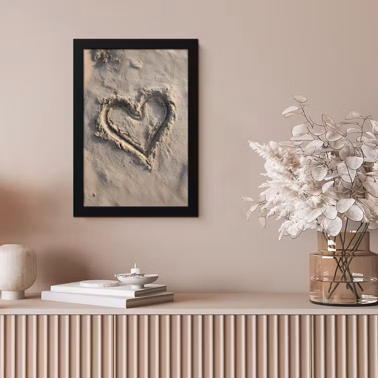 Hartvorm - Getekend - Beige - Zand fotolijst zwart zonder passe partout klein -sfeer5