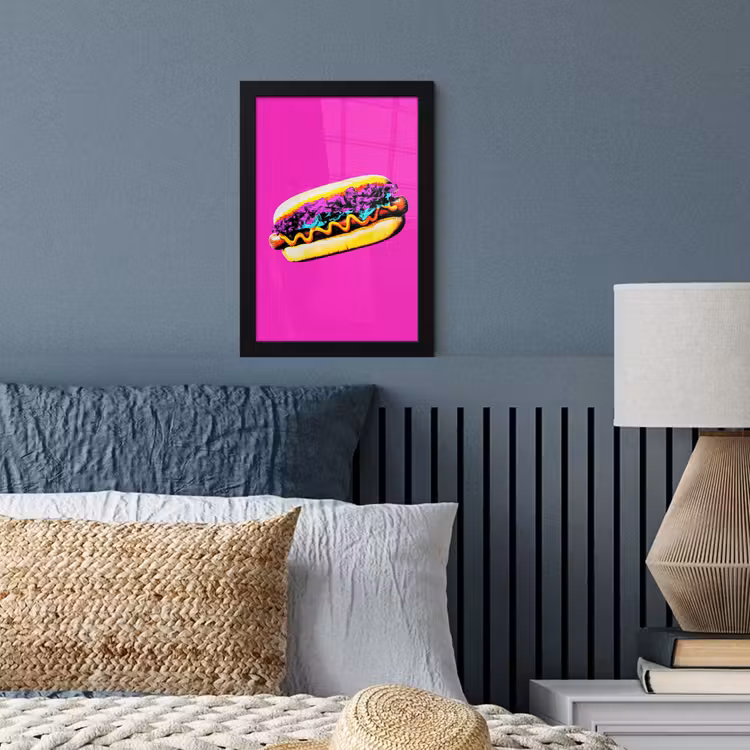 Hotdog - Roze - Retro fotolijst zwart zonder passe partout klein -sfeer3