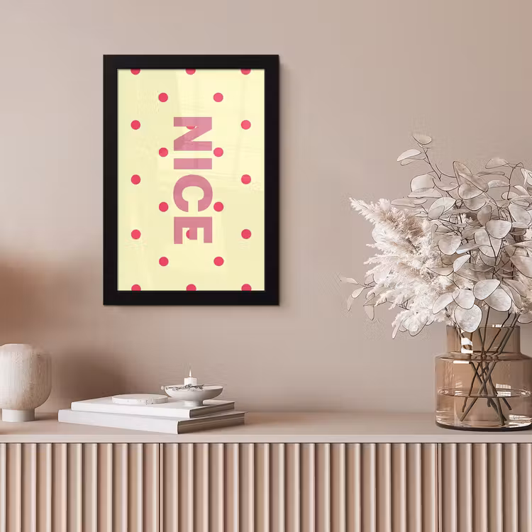 Nice - Stippen - Roze - Geel fotolijst zwart zonder passe partout klein -sfeer5