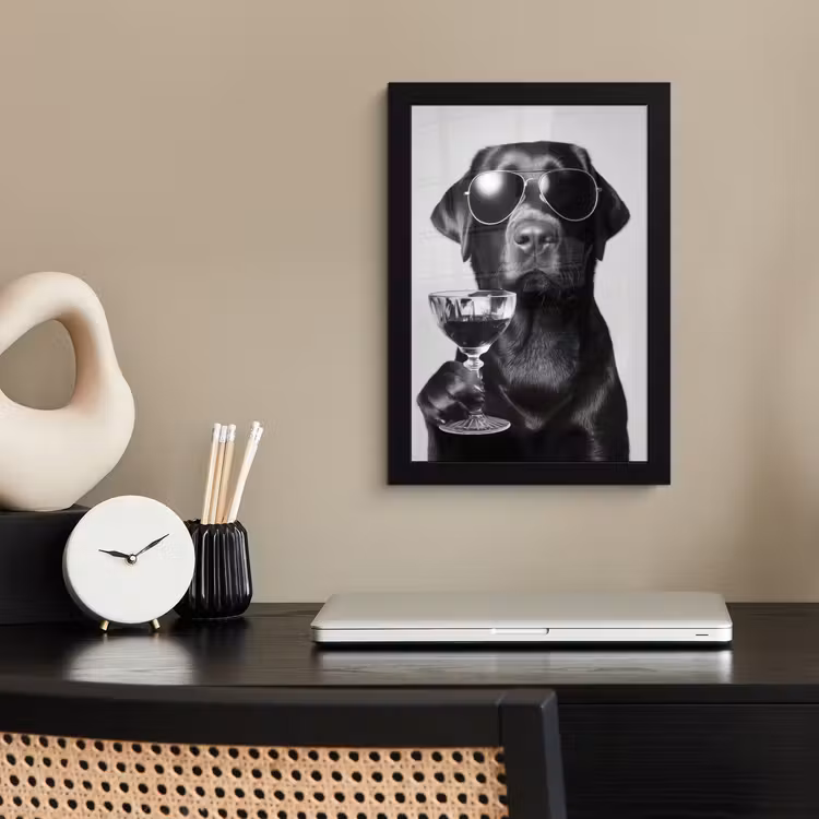 Hond - Zwart - Wijnglas - Zonnebril fotolijst zwart zonder passe partout klein -sfeer1