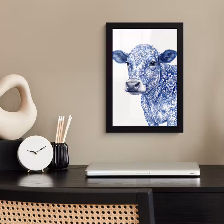 Illustratie - Koe - Blauw fotolijst zwart zonder passe partout klein -sfeer1