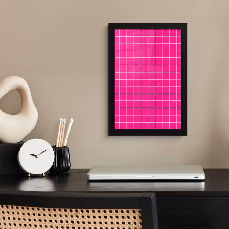 Tegels - Vierkant - Fuchsia fotolijst zwart zonder passe partout klein 224 -sfeer1
