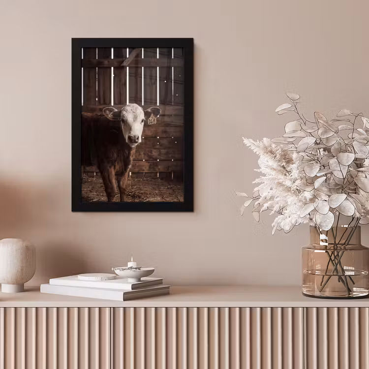 Kalf - Oormerk - Houten stal fotolijst zwart zonder passe partout klein -sfeer5