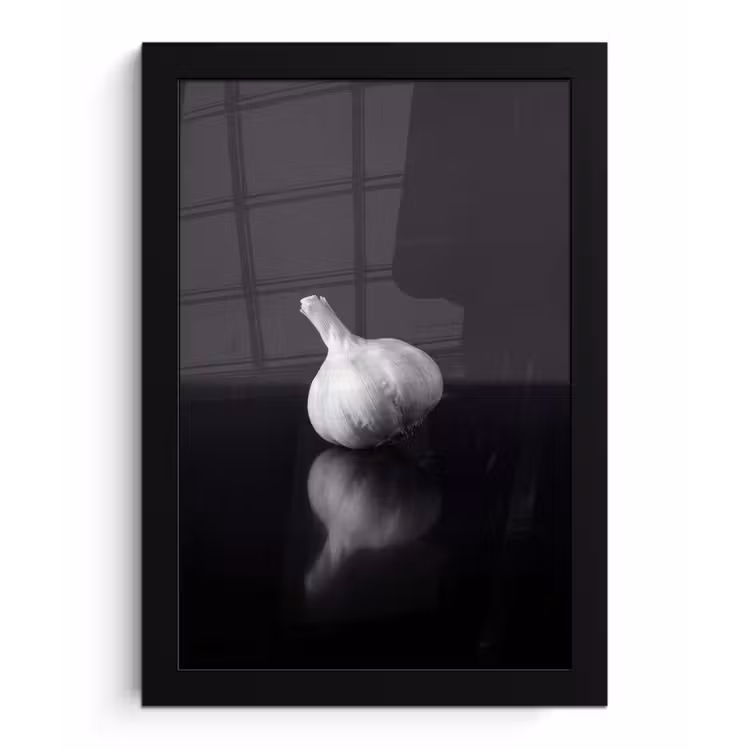 Knoflook - Zwart - Wit fotolijst zwart zonder passe partout klein -3d