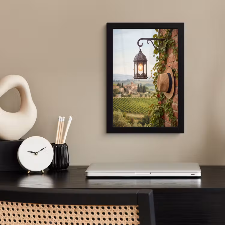 Lantaarn - Wijngaard - Landschap - Italiaans fotolijst zwart zonder passe partout klein -sfeer1