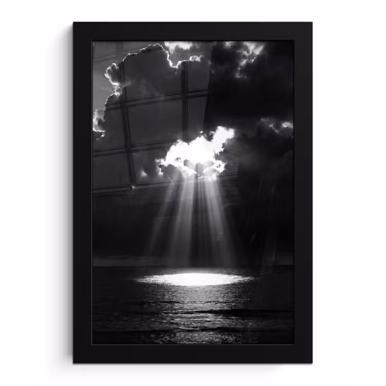 Licht - Wolken - Zee - Zwart-wit - Natuur fotolijst zwart zonder passe partout klein -3d