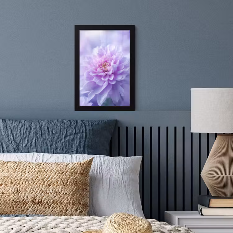 Paars - Dahlia - Dromerig fotolijst zwart zonder passe partout klein -sfeer3