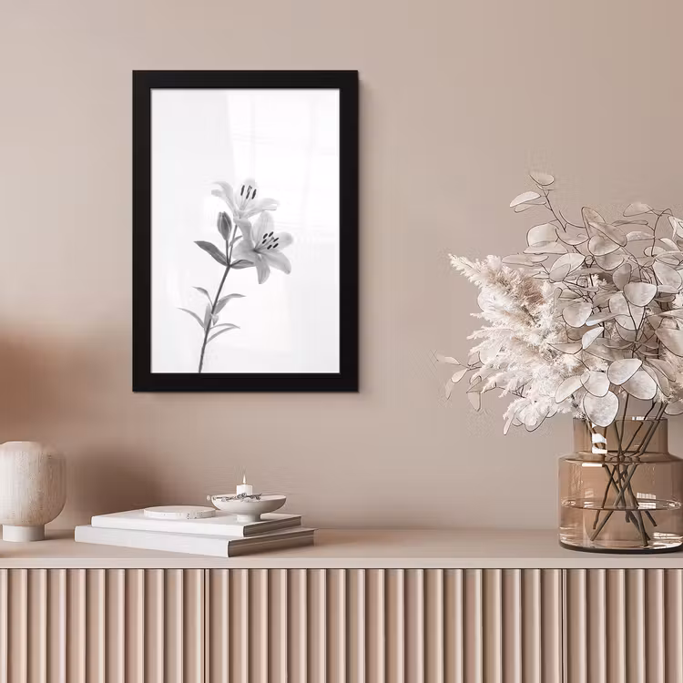 Lelies - Elegant - Zwart - Wit fotolijst zwart zonder passe partout klein -sfeer5