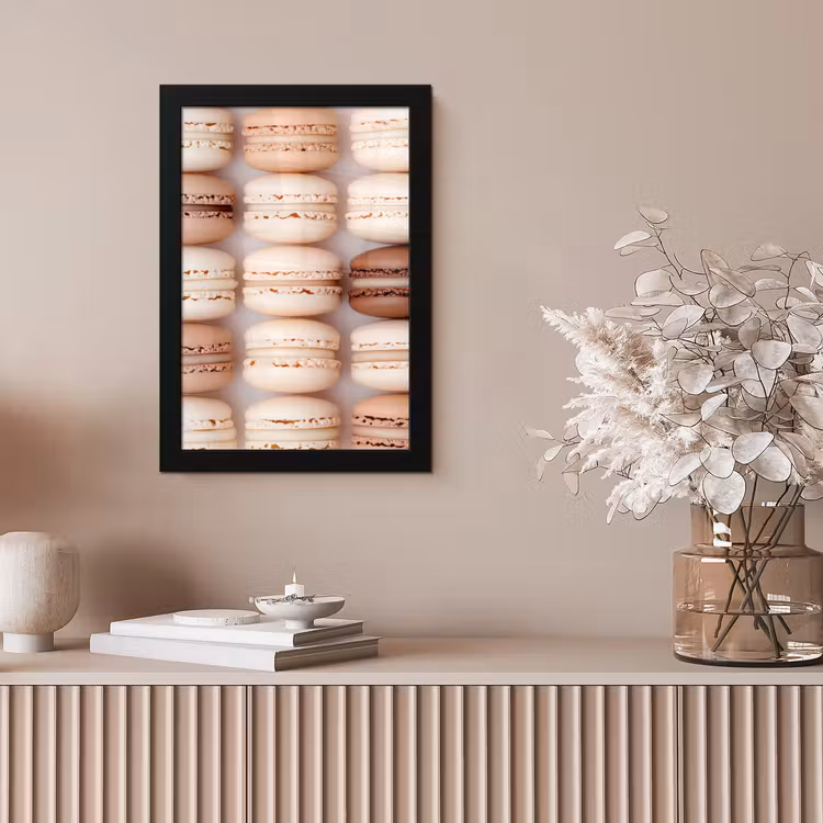 Macarons - Beige - Bruin fotolijst zwart zonder passe partout klein -sfeer5