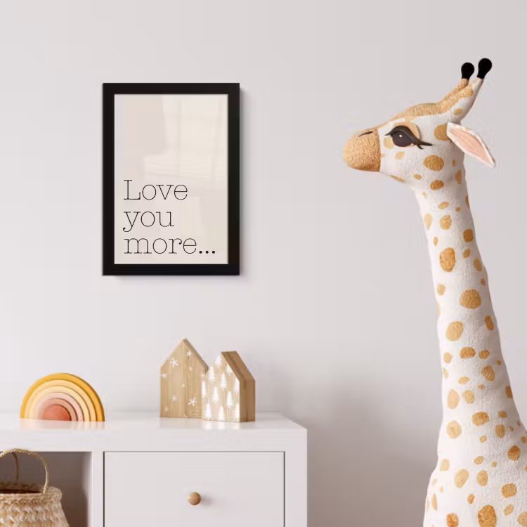 Minimalistisch - Love - Beige fotolijst zwart zonder passe partout klein -usfeer4_kinderkamer