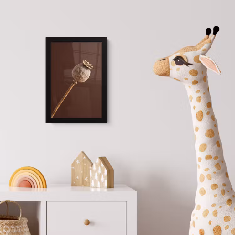 Papaverbol - Droogbloem - Bruin - Minimalistisch fotolijst zwart zonder passe partout klein -usfeer4_kinderkamer