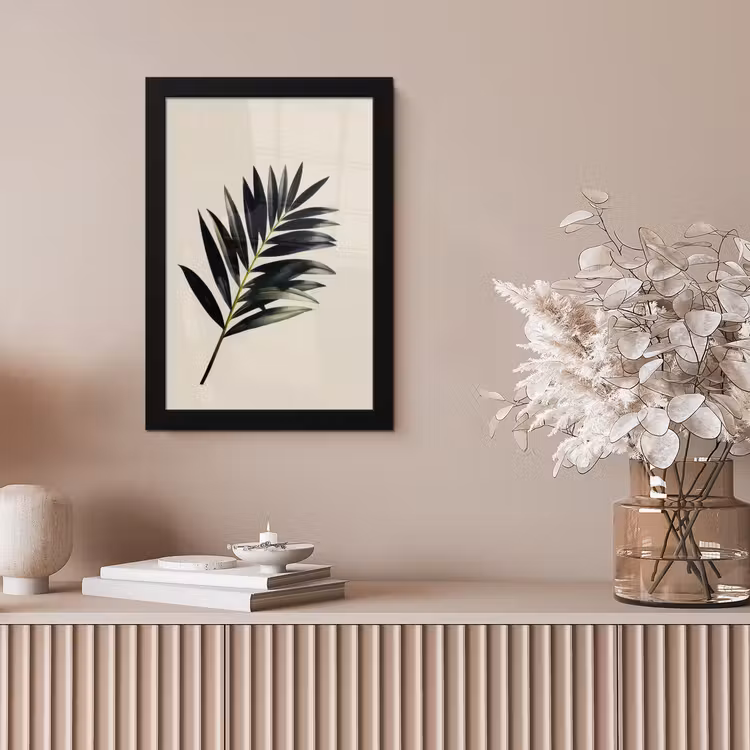 Palmblad - Subtiel - Groen - beige fotolijst zwart zonder passe partout klein -sfeer5