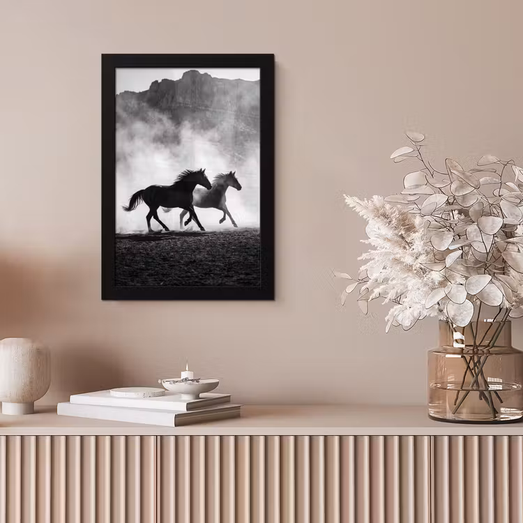Paard - Ren - Stof - Zwart-wit - Dieren fotolijst zwart zonder passe partout klein -sfeer5